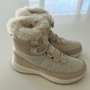 Columbia snow boots